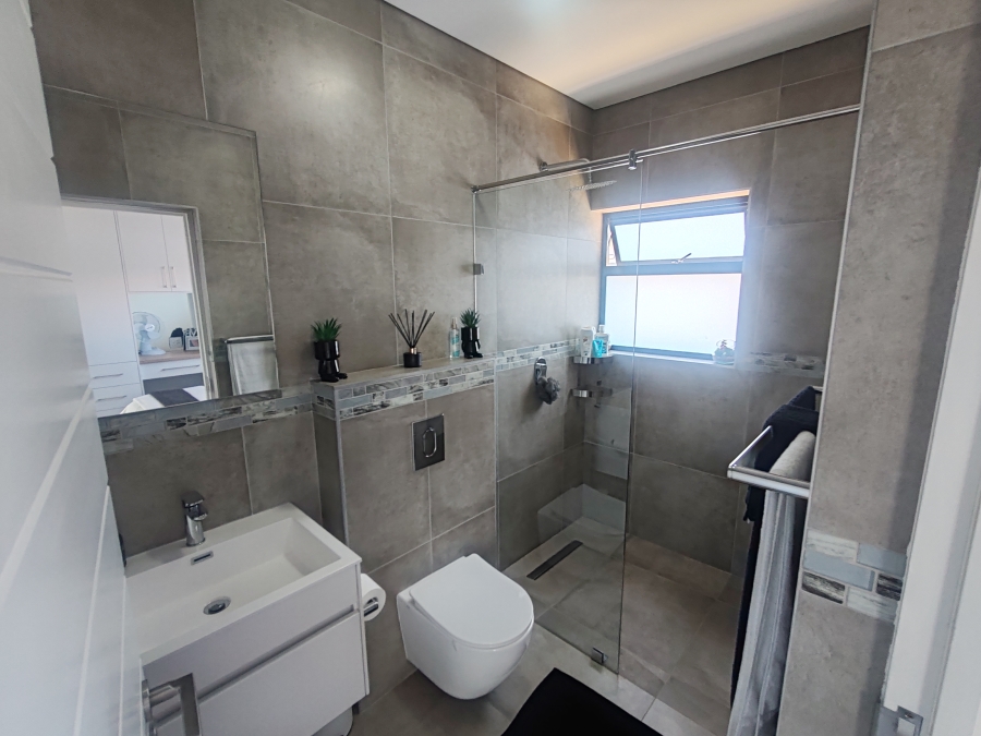 4 Bedroom Property for Sale in Langebaan Country Estate Western Cape